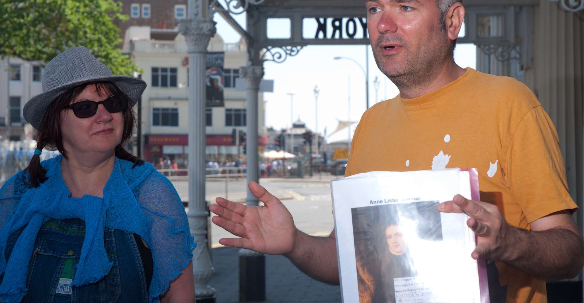 Brighton, Piers & Queers LGBTQ History Tour - Hizvo