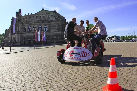 SRF CoBi | City Tour por ConferenceBike