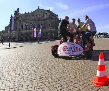 SRF CoBi | City Tour by ConferenceBike