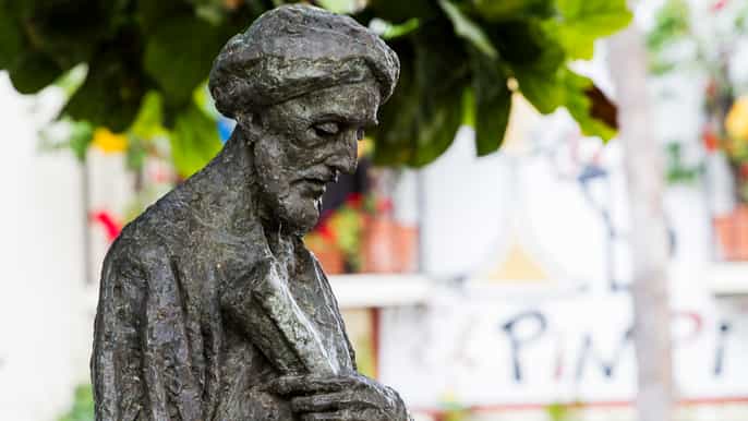 malaga history and gastronomy experience