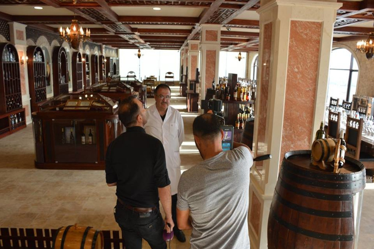 Bakú: tour de 2 días por 3 bodegas con estadía en casa de huéspedes y comidas