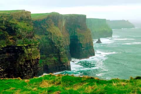 Tour a acantilados de Moher y Galway en italiano o español