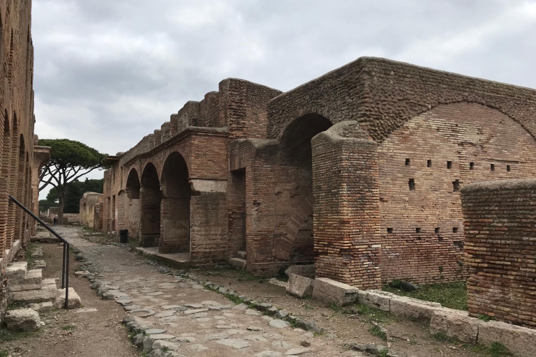 Rom: Ostia Antica Private Van Tour mit einem Archäologen