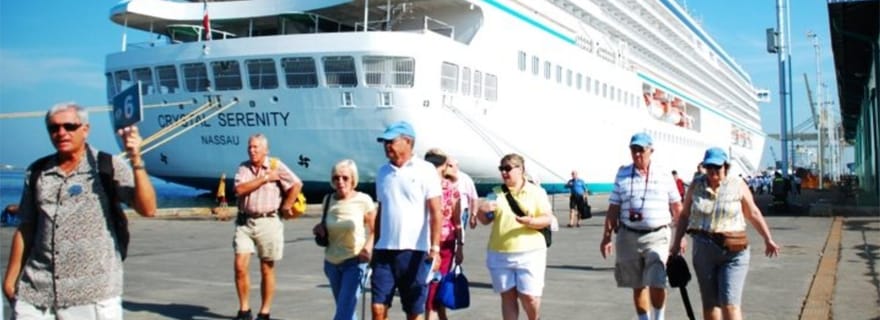 Depuis le port de Semarang : Excursion privée au temple de Borobudur