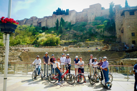 Málaga: Rent a Bike & Ride All Around