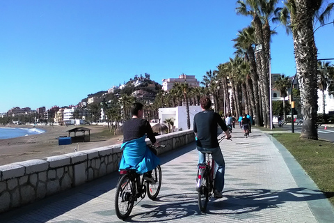 Málaga: Rent a Bike & Ride All Around