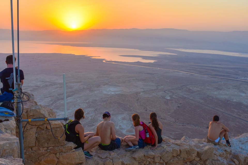 Ab Tel Aviv Tour nach Masada, En Gedi und zum Toten Meer GetYourGuide