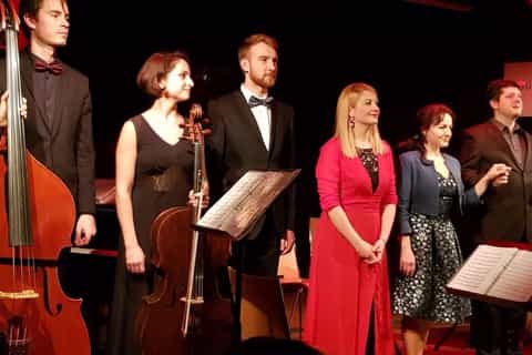 Wenen: concert van het "Imperial Classic Orchestra"