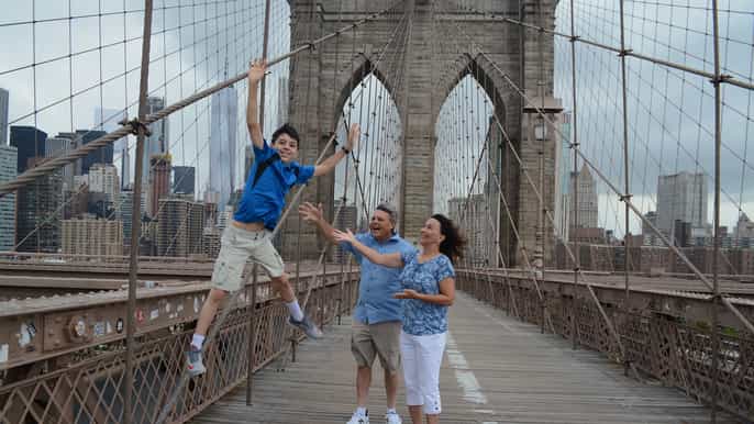 private nyc walking tour with a personal photographer