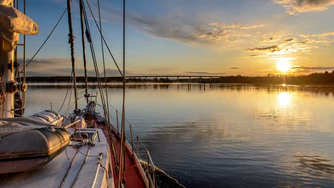 kyiv scenic boat tour