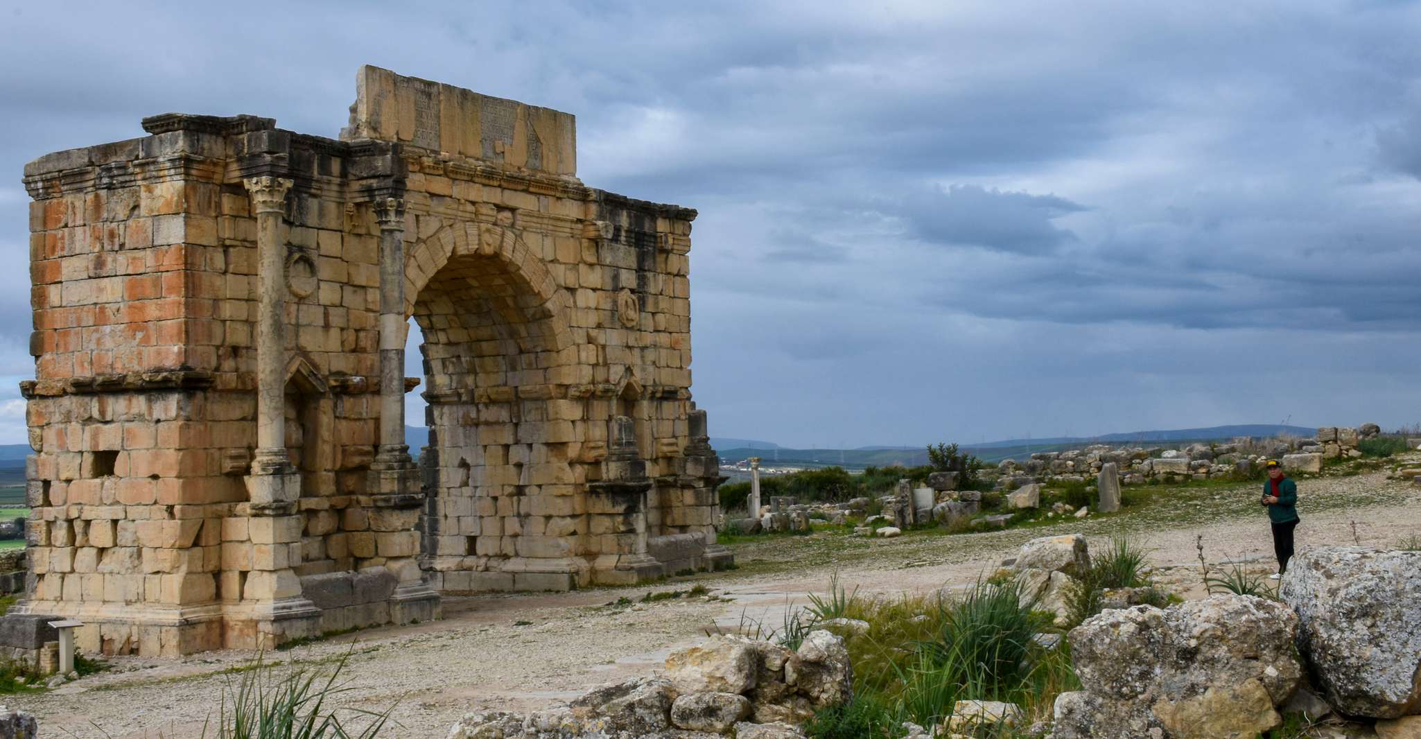 From Fes, Meknes Volubilis and Moulay Idriss Day Trip - Housity