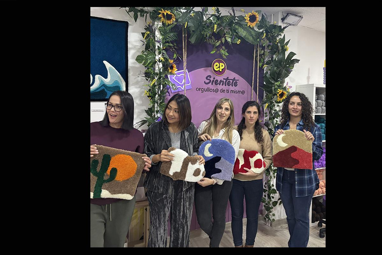 TUFTING: Learn how to make a rug during a fun class in Valencia