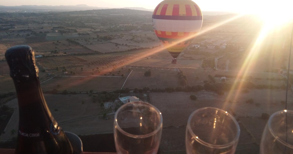 romantic hot air balloon rides