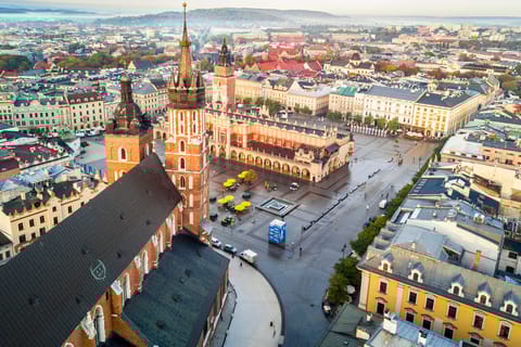 Desde Varsovia: Auschwitz y Cracovia Excursión Low Cost con Recogida