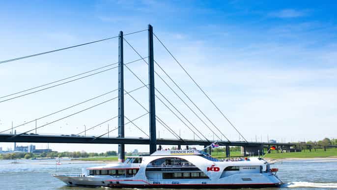 düsseldorf panoramic boat cruise on the rhine