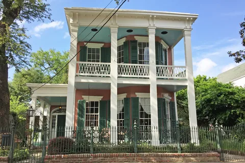 New Orleans: Stadt- und Friedhofstour im klimatisierten Minibus