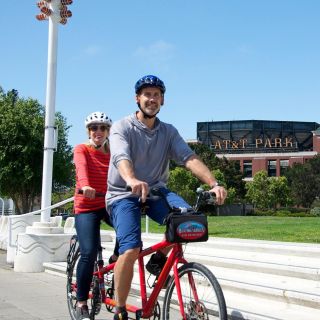 San Francisco: Tandem Bicycle Rental and Self-Guided Tour