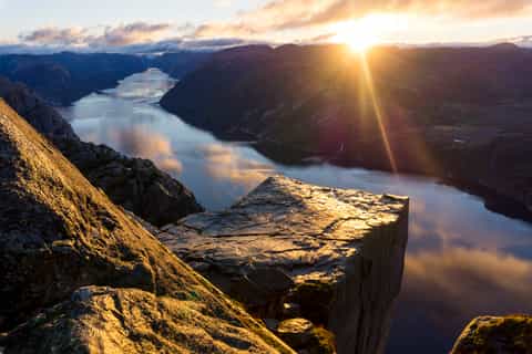 Preikestolen (Pulpit Rock): Guided Sunrise Hike