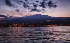 Catania: Full-Day Boat Trip to Acitrezza with Lunch