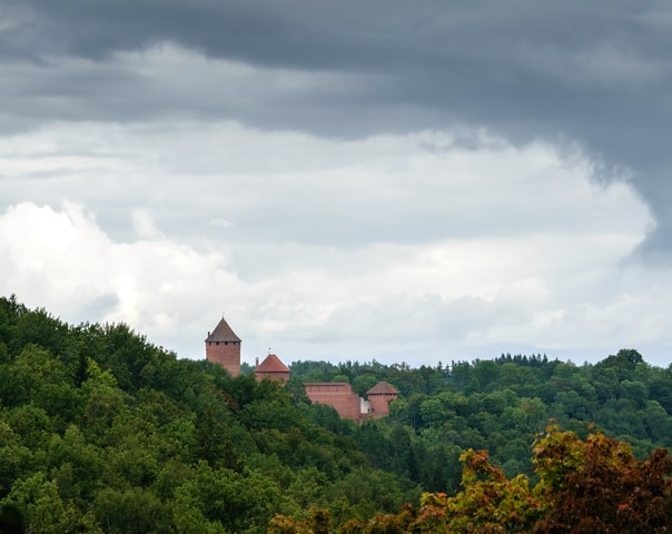 Visit Sigulda Day Tour - Castle Ruins, Gūtmaņala Grotto, & More in Nuwara Eliya