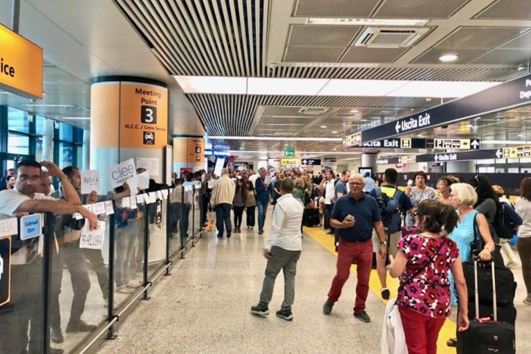 Rzym: Prywatny transfer z centrum miasta na lotnisko Fiumicino?Prywatny transfer z hoteli w Rzymie na lotnisko Fiumicino