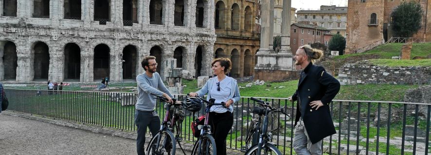 Rome By Night: Small Group E-Bike Tour