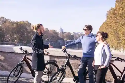 Rome: 3.5-Hour Small Group E-Bike Tour