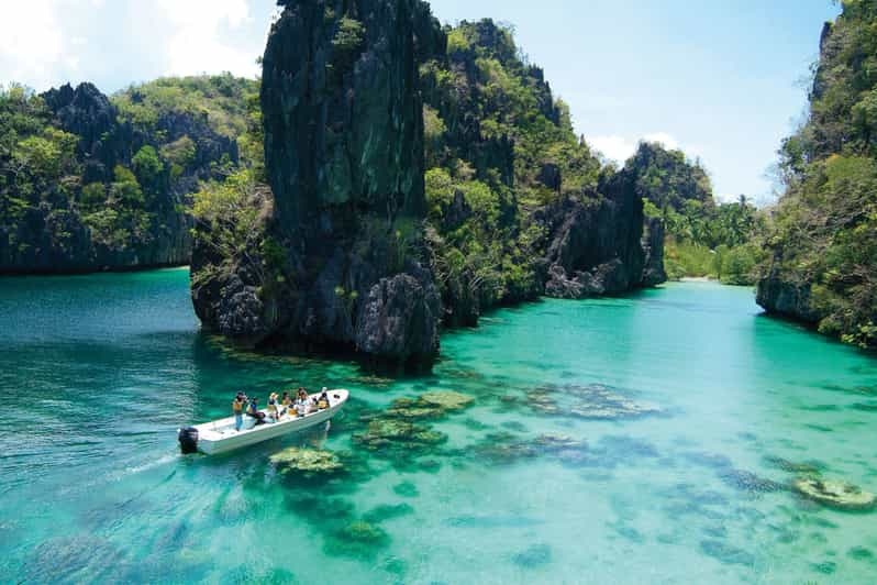 El Nido: Island Hopping Tour A Lagoons and Beaches