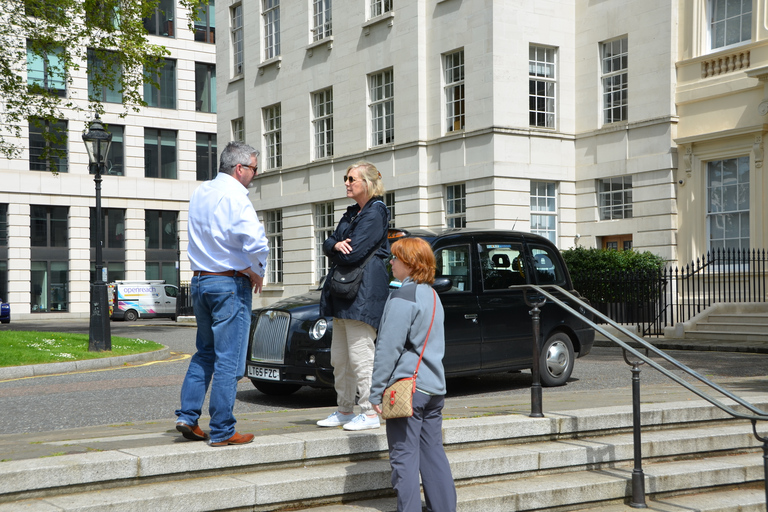 James Bond London Locations Tour by Black Taxi Standard Option