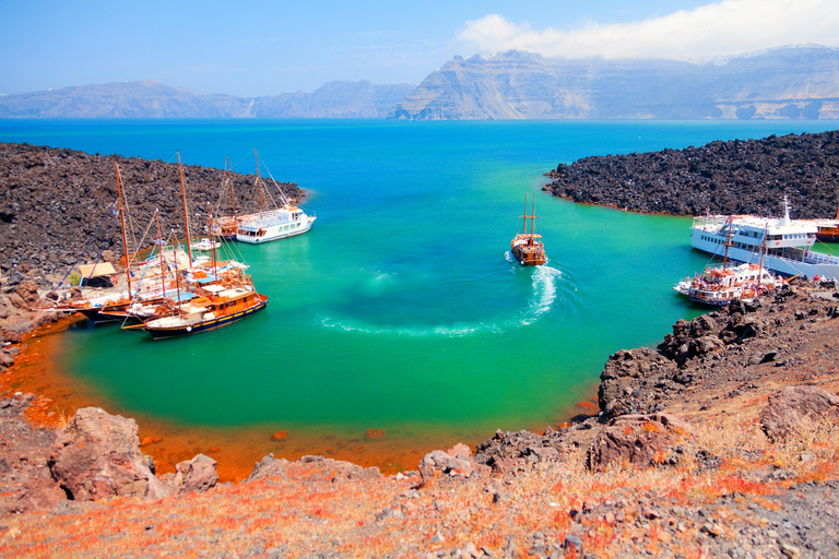 Santorini: Volcano, Hot Springs and Thirasia Cruise