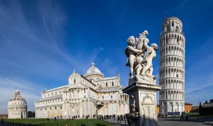 Ab Florenz: Private Tagestour in Pisa und Lucca