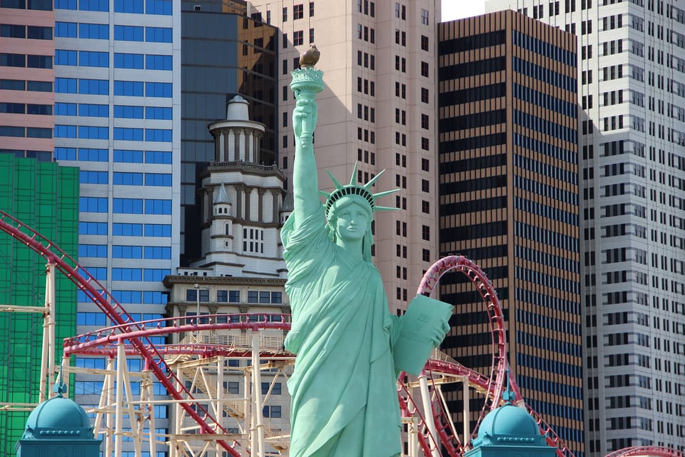 New York-New York Hotel & Casino RM 145. Las Vegas Hotel Deals