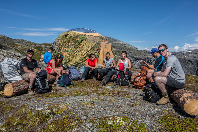 Odda: Trolltunga Via Ferrata, zachód i wschód słońca