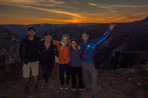 Odda: Trolltunga Via Ferrata, atardecer y amanecer