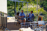 Saint-Emilion, 2 visite guidate in cantina e pranzo al sacco - Housity