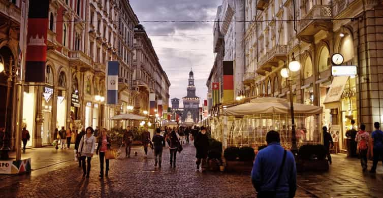 Piazza del Duomo Como Como Book Tickets Tours GetYourGuide