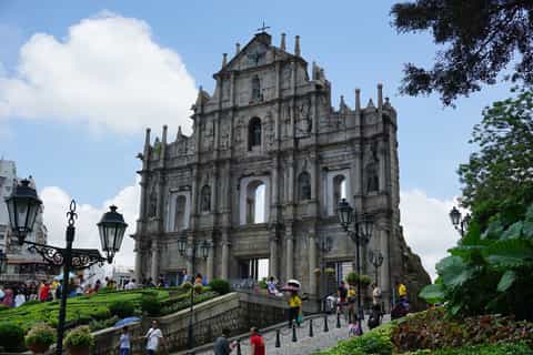 Macau UNESCO Day Bus Tour with Casino Visit and Buffet Lunch