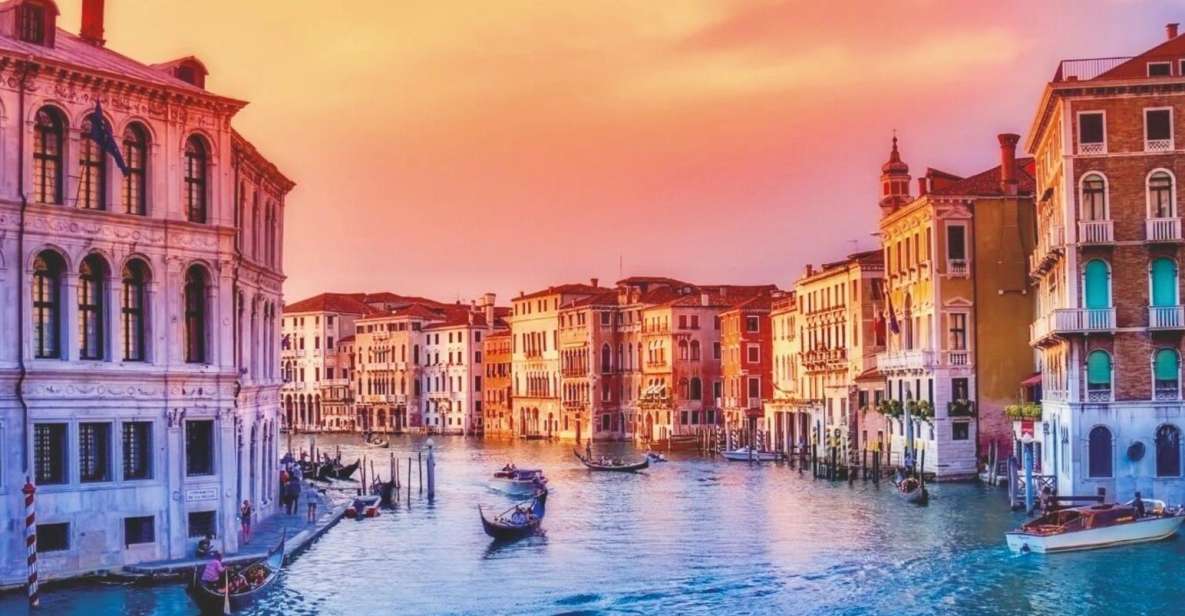 Venice: 1-Hour Gondola Ride on the Grand Canal with Guide 