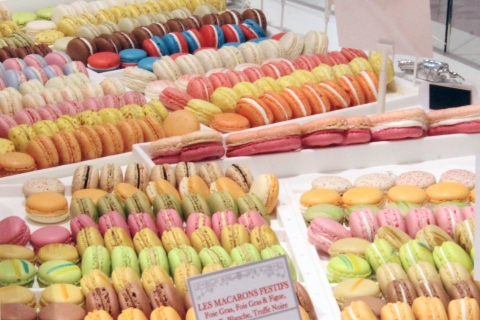 Saint-Germain-des-Prés: Pastry and Chocolate Walking Tour Tour in German, Spanish, or Italian