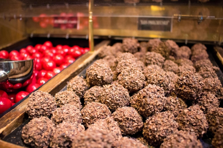 Saint-Germain-des-Prés: Ciasto i zwiedzanie czekoladyWycieczka w języku angielskim, francuskim lub japońskim