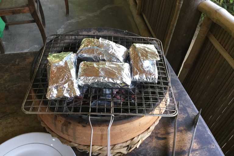 Hoi An: cours de cuisine avec visite à la ferme et massage aux herbes