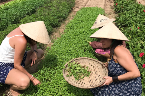 Hoi An: cours de cuisine avec visite à la ferme et massage aux herbes