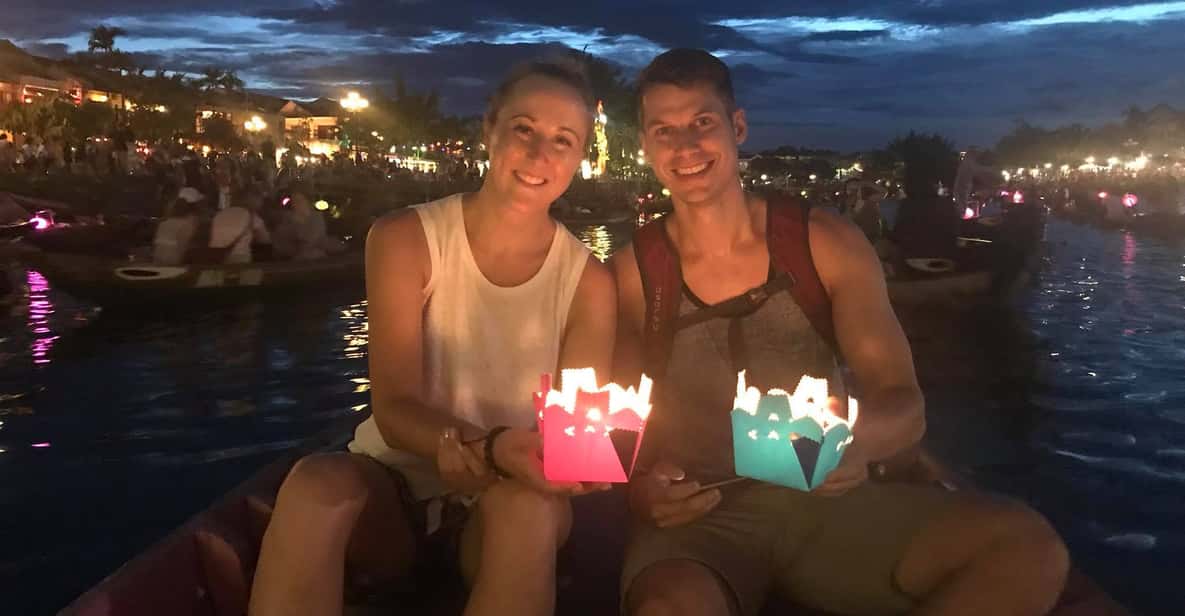 Hoi An: Sunset with Home-Hosted Meal and Boat Trip