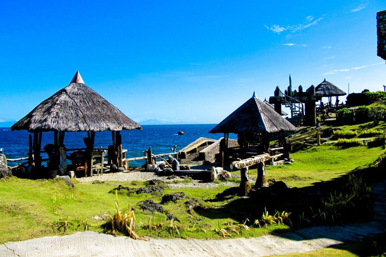 Boracay eilandhoppen met Premium Boodle Fight Lunch