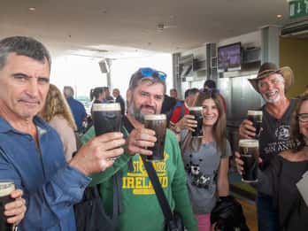 Ohne Anstehen: Guinness & Jameson Irish Experience Tour Ohne Anstehen: Guinness & Jameson Irish Experience Tour