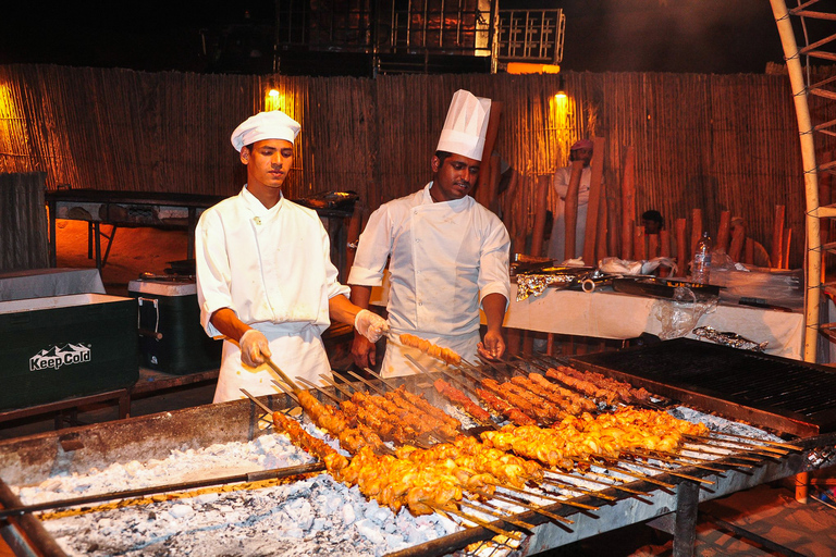 Dubaï : safari, quad, balade à dos de chameau et bien plusVisite en groupe avec quad et dîner barbecue