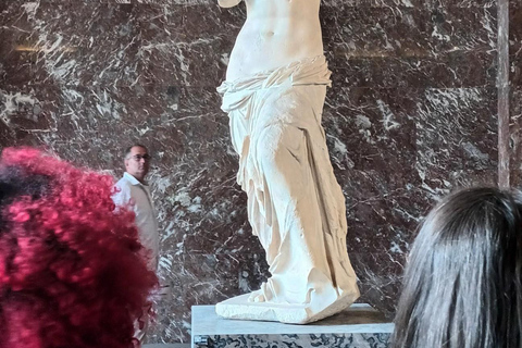 Skip the Line Guided Tour of Louvre Museum in Small Group Small Group Guided tour in Italian