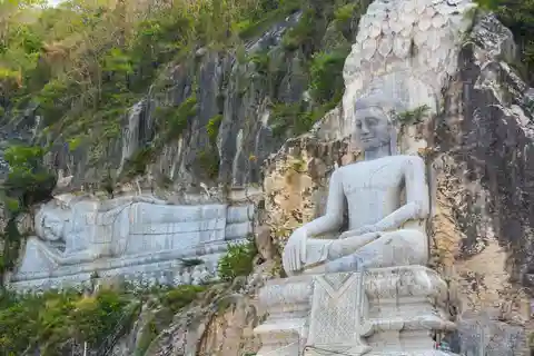 Battambang: Tour inesquecível em um Tuk-tuk particular