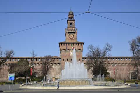 Milan: Sforza Castle Express Guided Tour