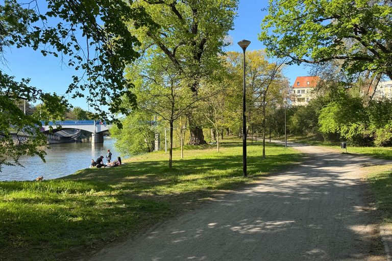 Wrocław: Discover the Green City - eBike Tour along nature Green City